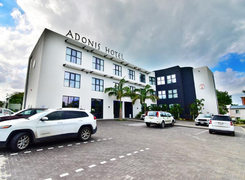 Adonis Cupecoy Hotel Simpson Bay Exterior foto